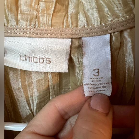 CHICO’S Women’s Gold Lightweight Shimmer Crinkle Jacket Size 3 coquette fairy - Picture 3 of 4
